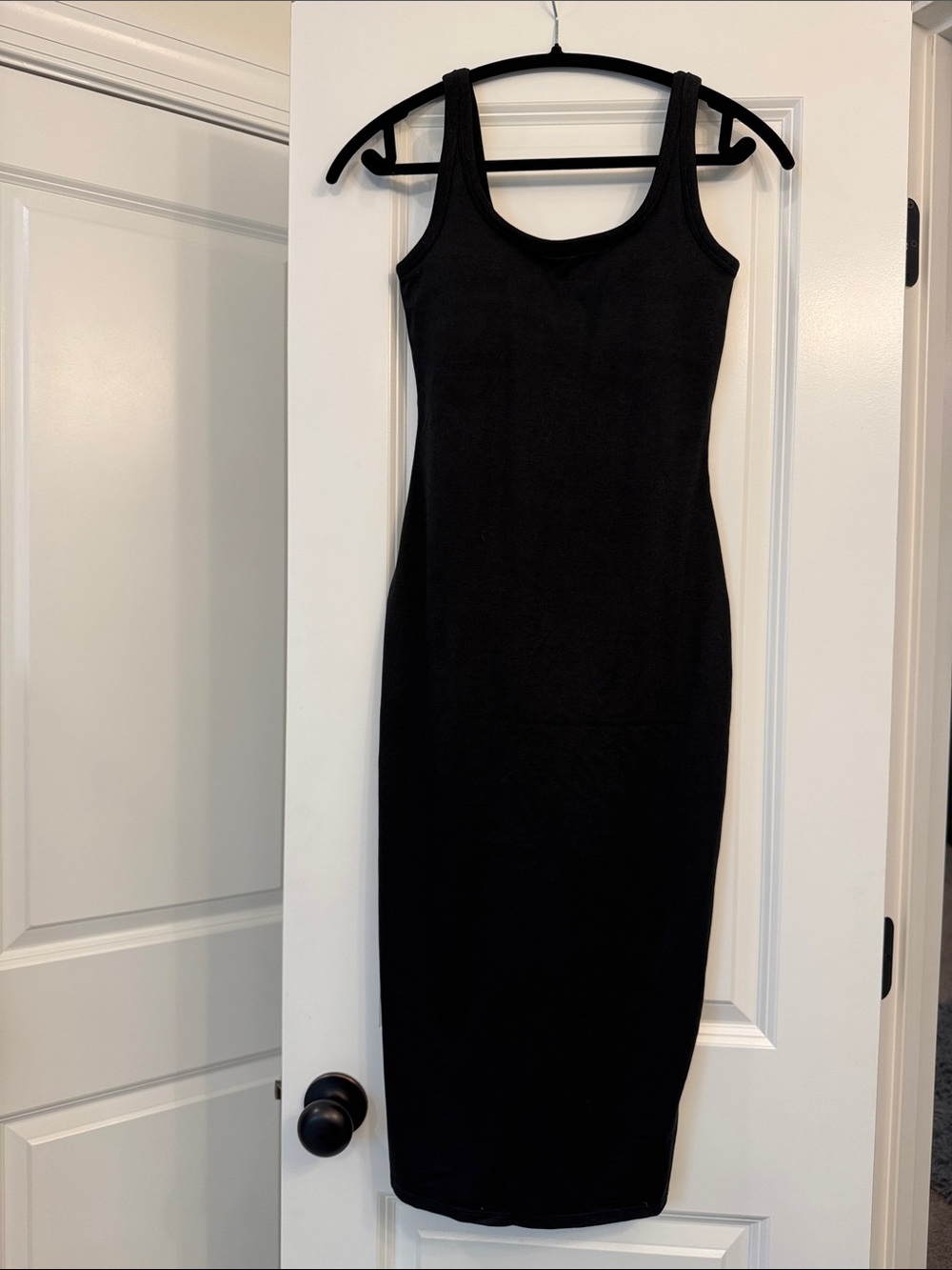 Vuori Pose Body Con Midi Dress